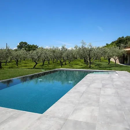 La Cipressina Aparthotel Cavaion Veronese