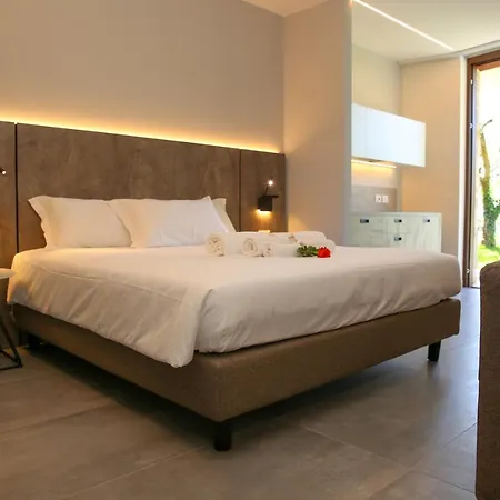 Aparthotel La Cipressina Cavaion Veronese